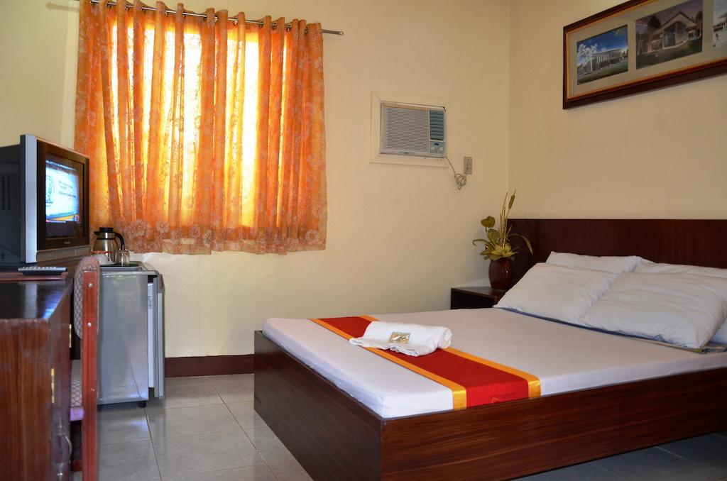 Ysabelle Mansion Bed & Breakfast Puerto Princesa Room photo