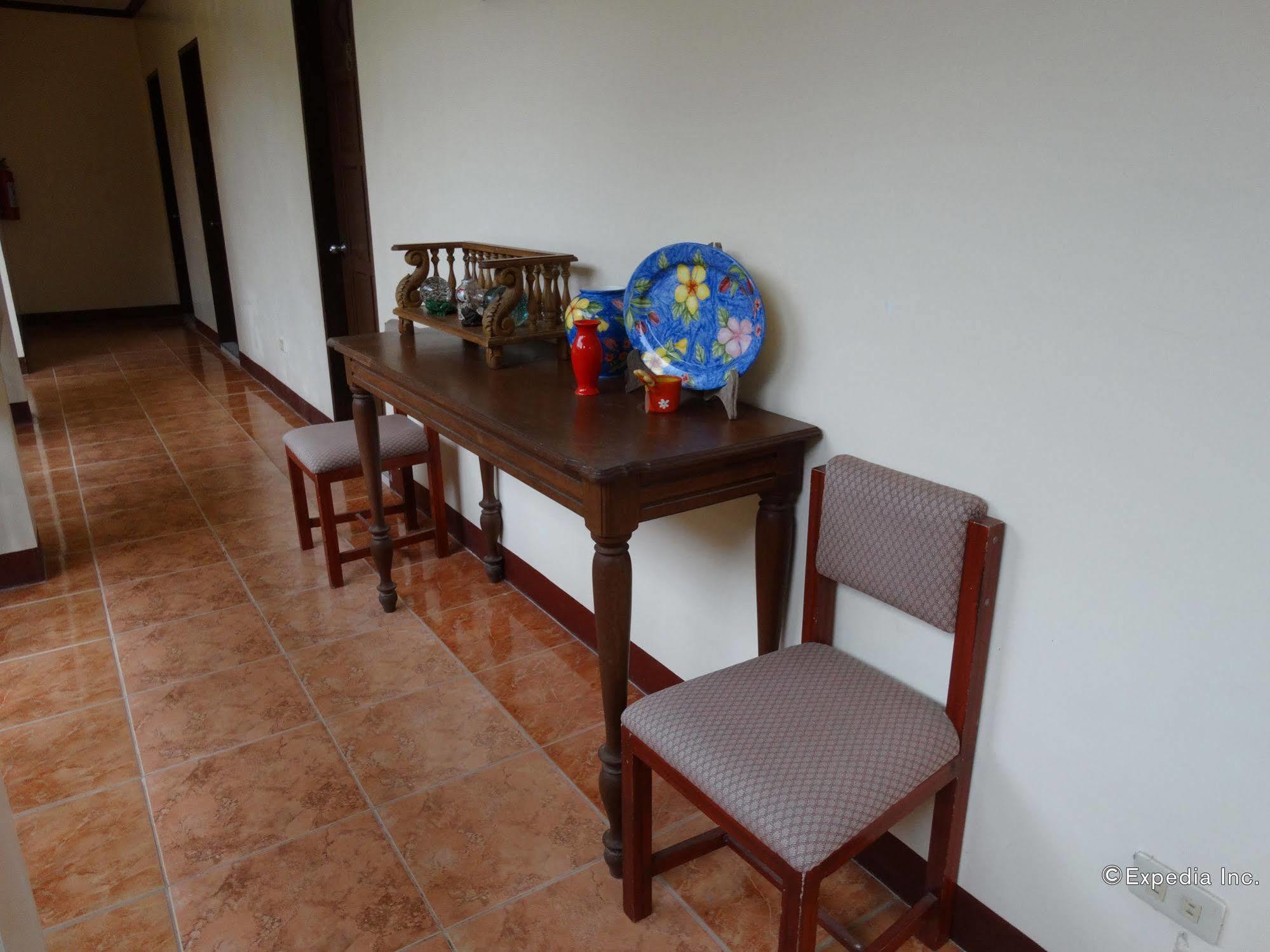 Ysabelle Mansion Bed & Breakfast Puerto Princesa Exterior photo